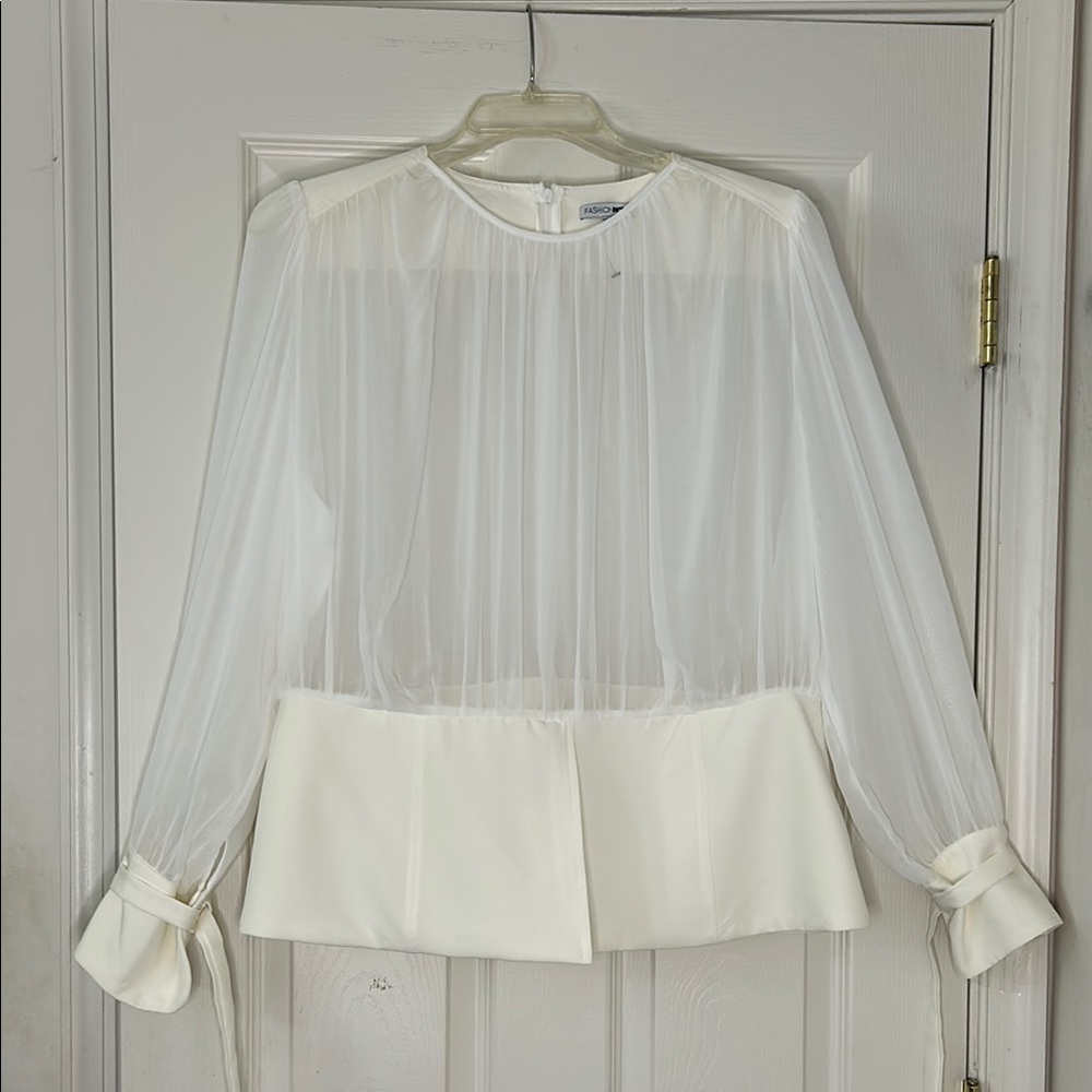 Fashion Nova -  White Pleated Boxy Blouse with Bib Collar (NWOT)